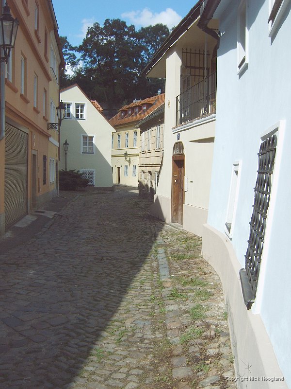 IMG1-9-00050a.jpg