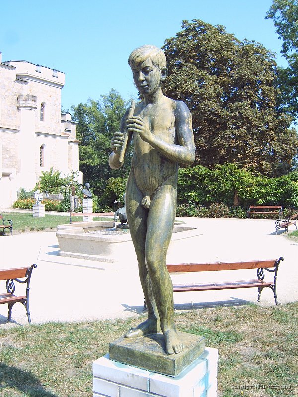 IMG4-9-00026.jpg